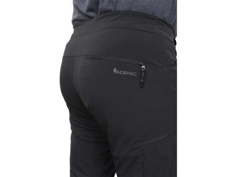 Acepac Montace Pants – Black – zadné vrecko