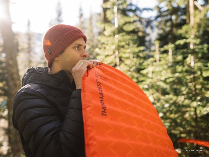 Thermarest | ProLite Apex 2020 - Farba: Heat Wave, Veľkosť: Regular