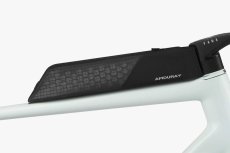 Apidura Aero Bolt-On Long Top Tube Module – čierna taška na hornej rúrke