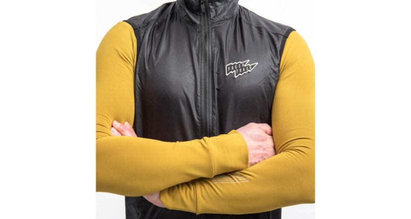 Fresh Trash Up Parachute Vest - pánska cyklo vesta - Farba: Golden, Veľkosť: S
