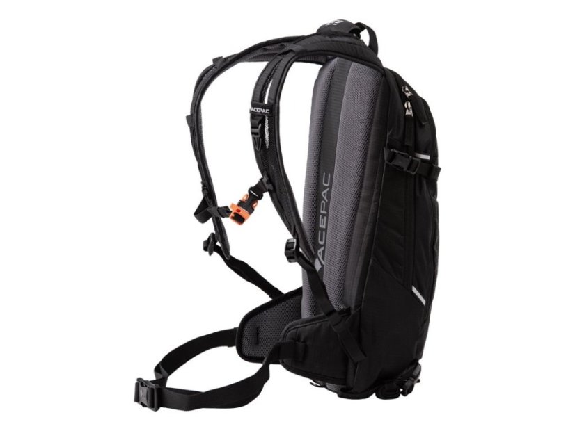 Acepac Edge 7 MKIII Black – detail čierneho variantu