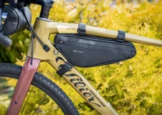 Force Strada upevnená v ráme bicykla