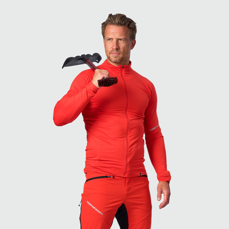 Bukovec II Red – mikina na modeli, ďalší pohľad